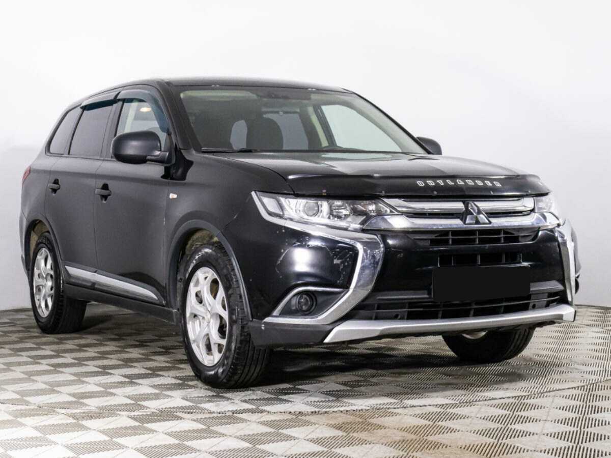 Mitsubishi Outlander 2017 года с пробегом. Фото: #2