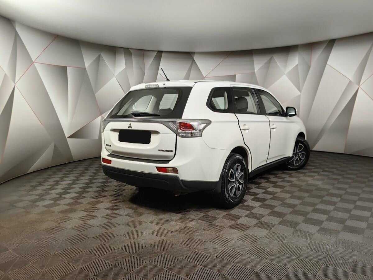 Mitsubishi Outlander 2012 года с пробегом. Фото: #1