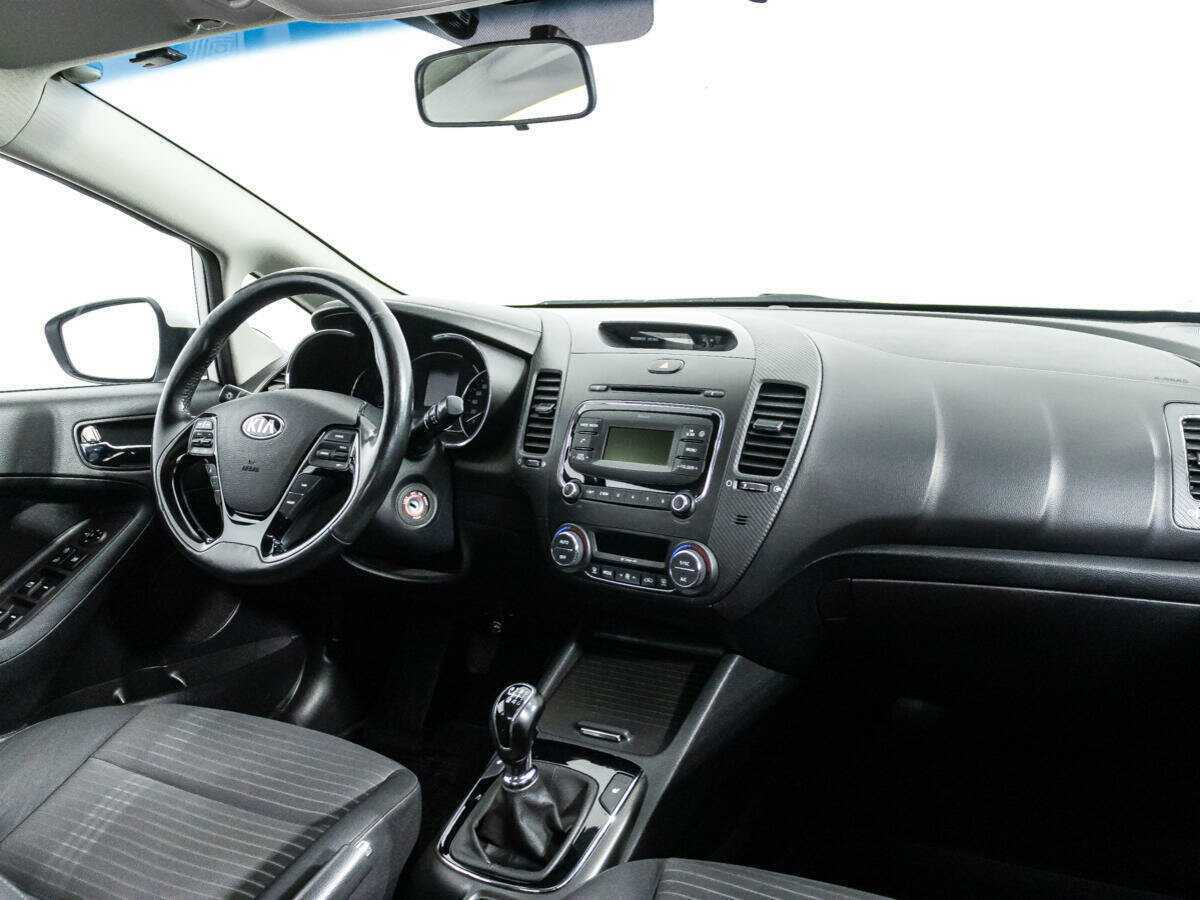 Kia Cerato 2017 года с пробегом. Фото: #8