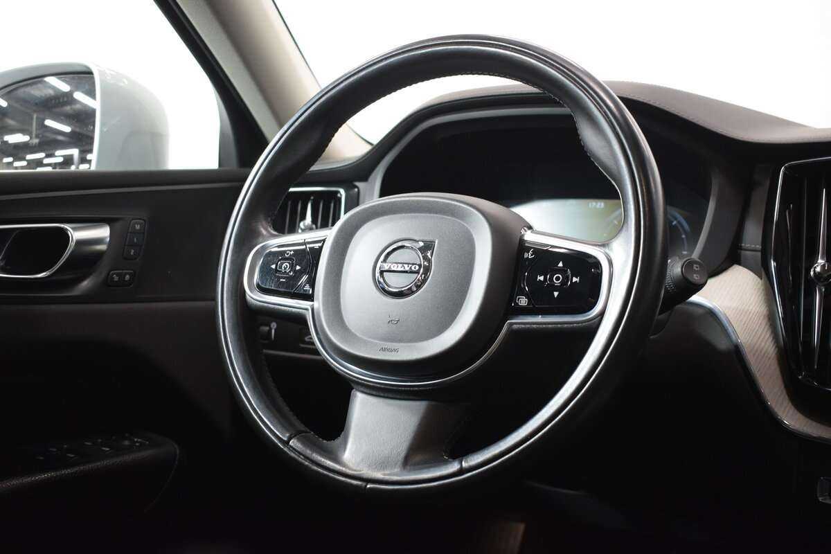 Volvo XC60 2020 года с пробегом. Фото: #15