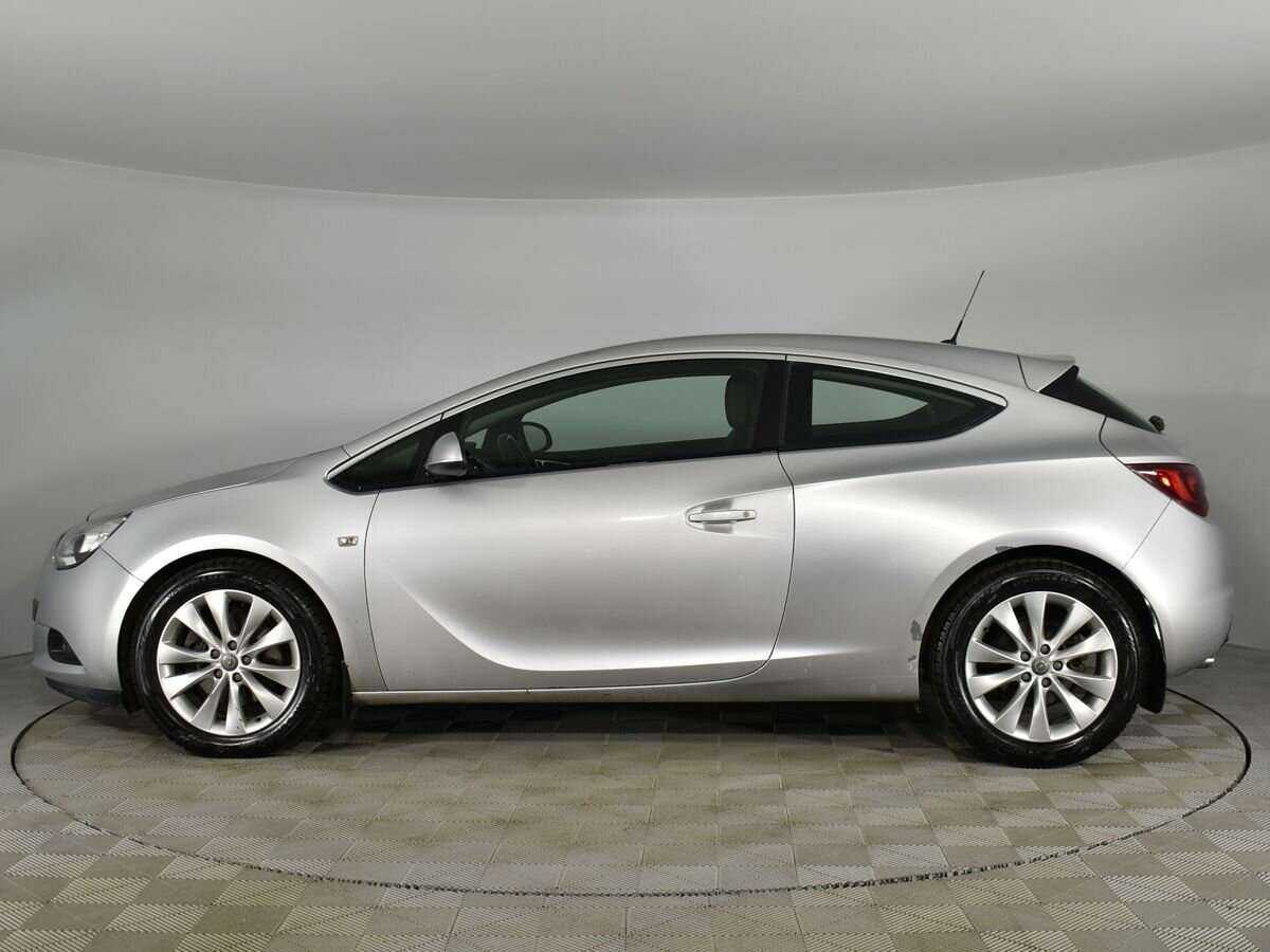 Opel Astra 2013 года с пробегом. Фото: #5