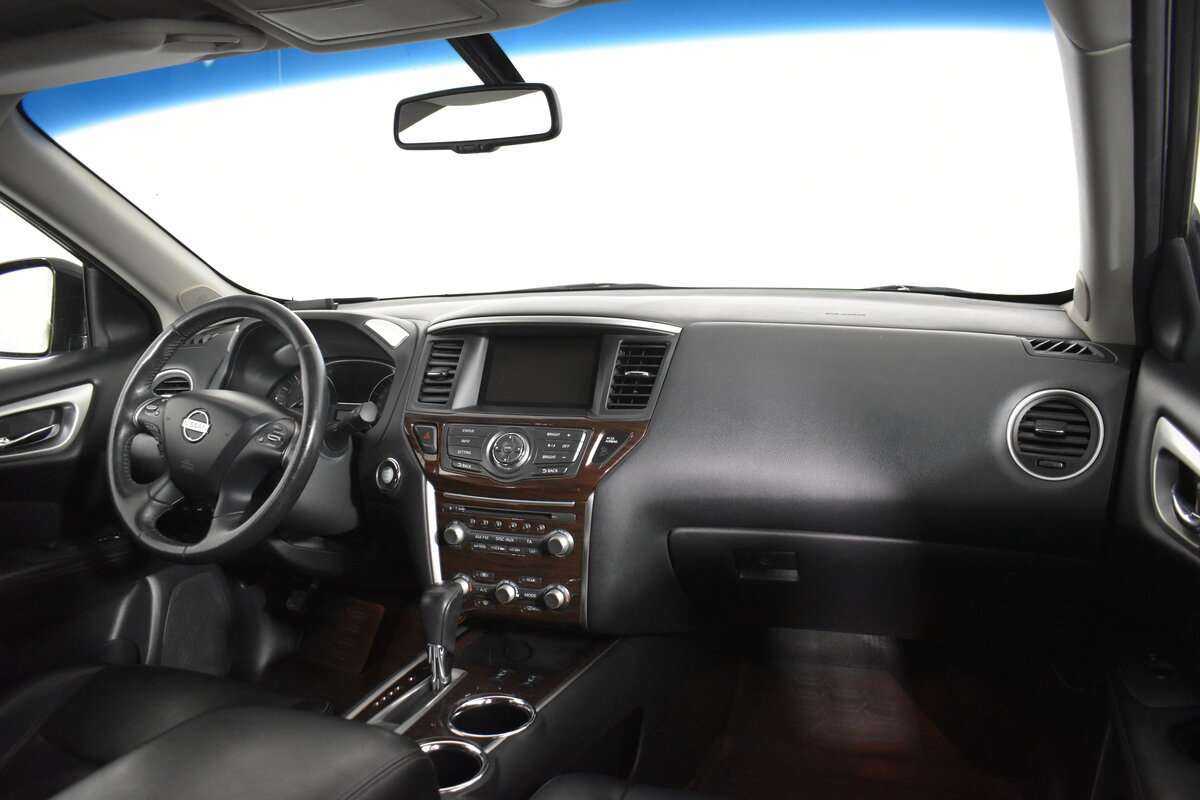 Nissan Pathfinder 2015 года с пробегом. Фото: #12