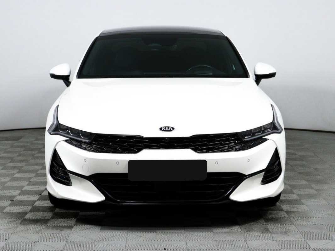 Kia K5 2021 года с пробегом. Фото: #1
