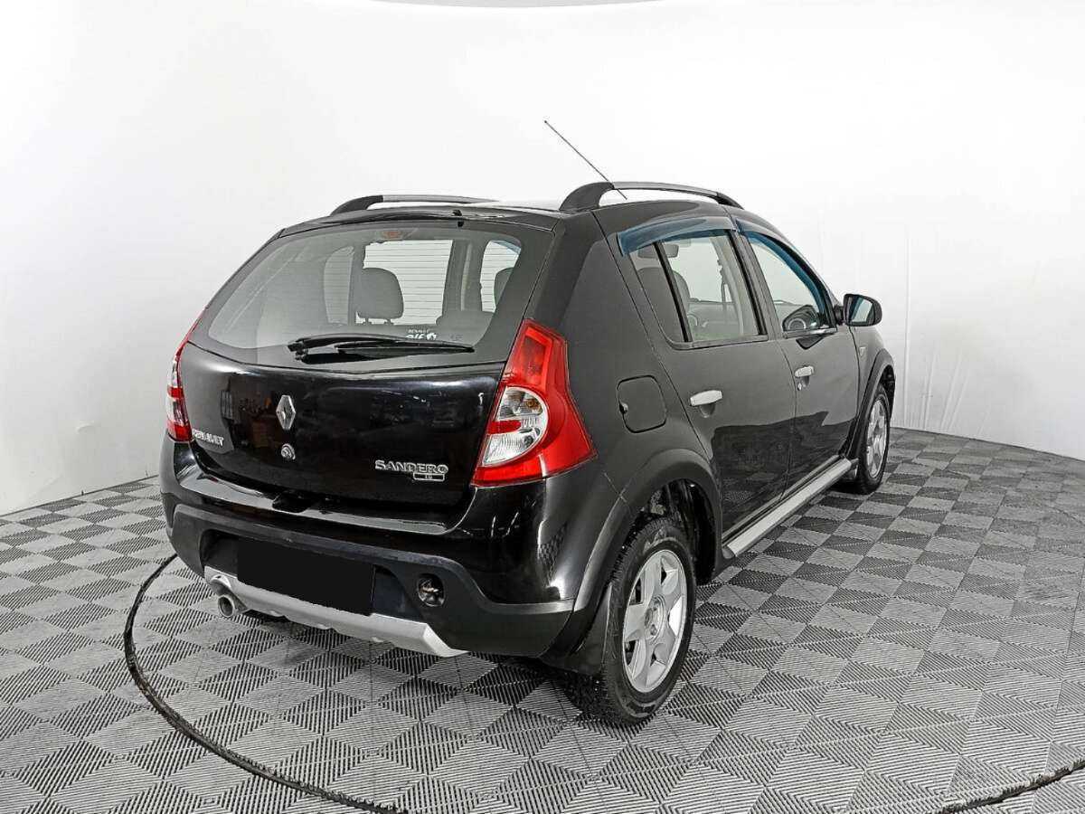 Renault Sandero 2013 года с пробегом. Фото: #4