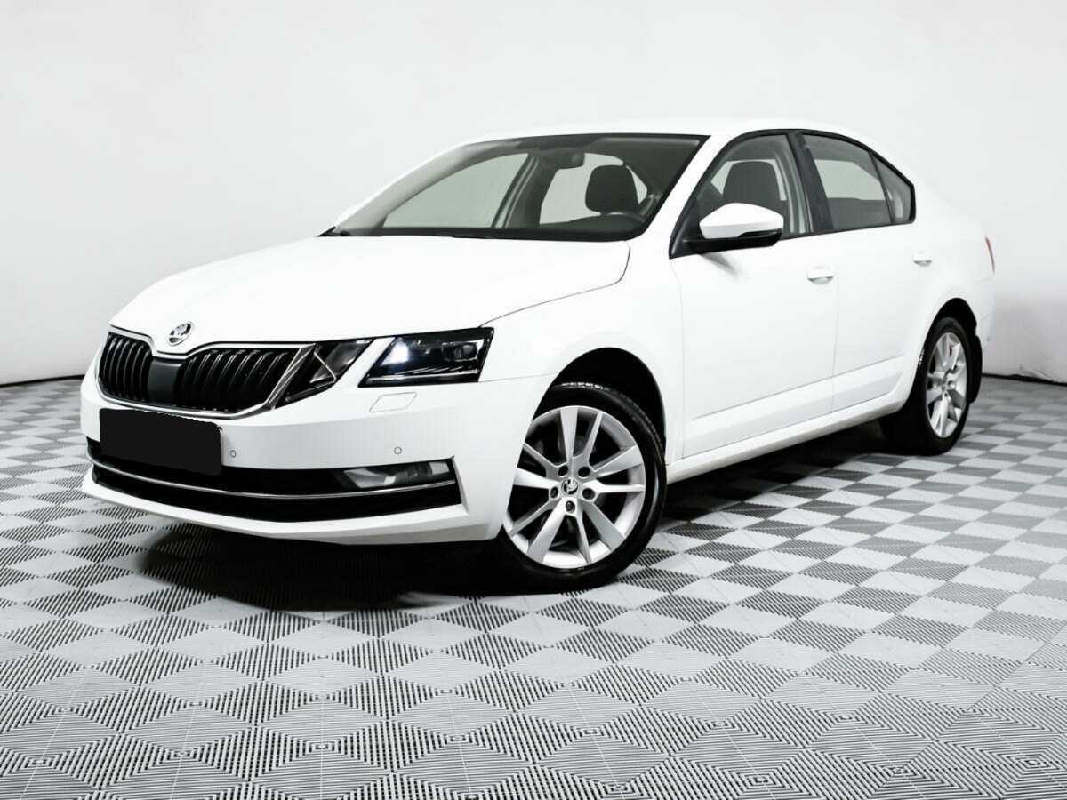Skoda Octavia 2017 года с пробегом. Посмотреть фото