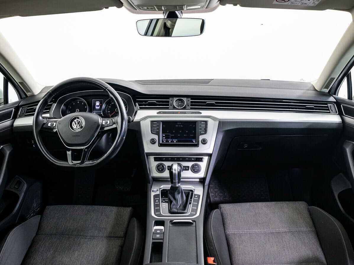 Volkswagen Passat 2016 года с пробегом. Фото: #10