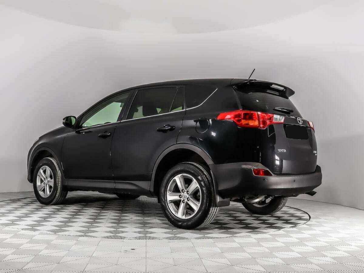 Toyota RAV4 2013 года с пробегом. Фото: #6
