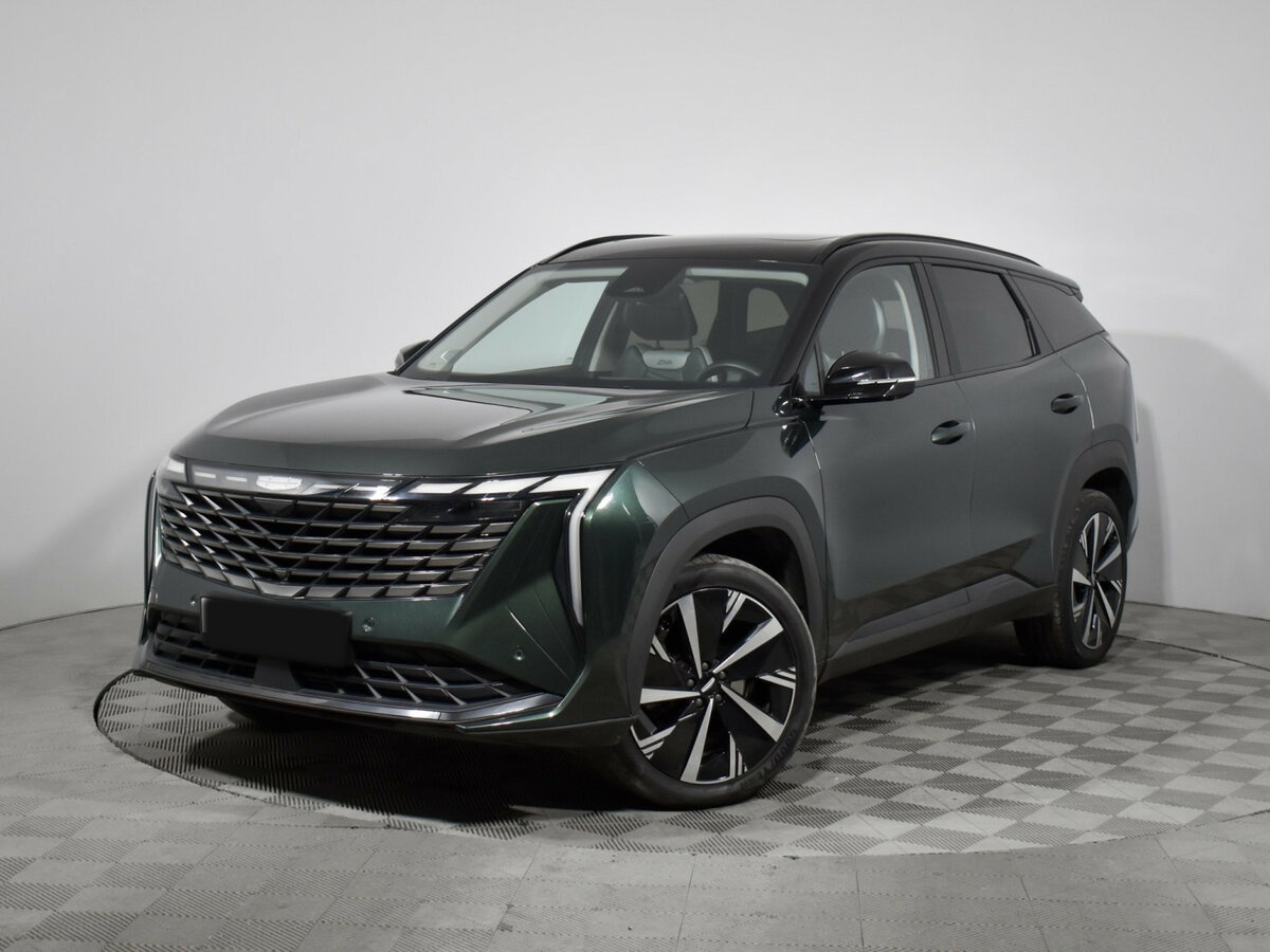 Geely Atlas 2024 года с пробегом. Посмотреть фото