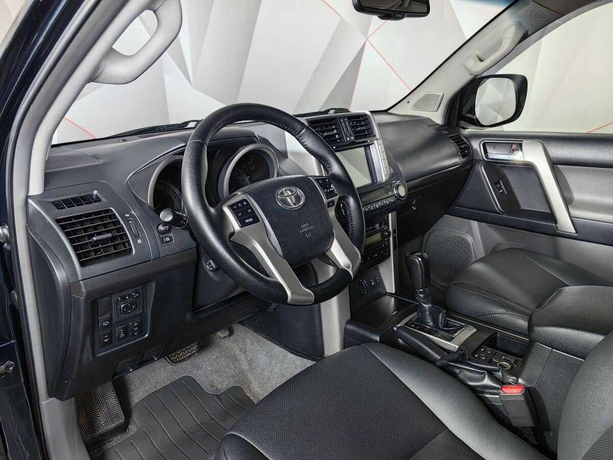Toyota Land Cruiser Prado 2012 года с пробегом. Фото: #13