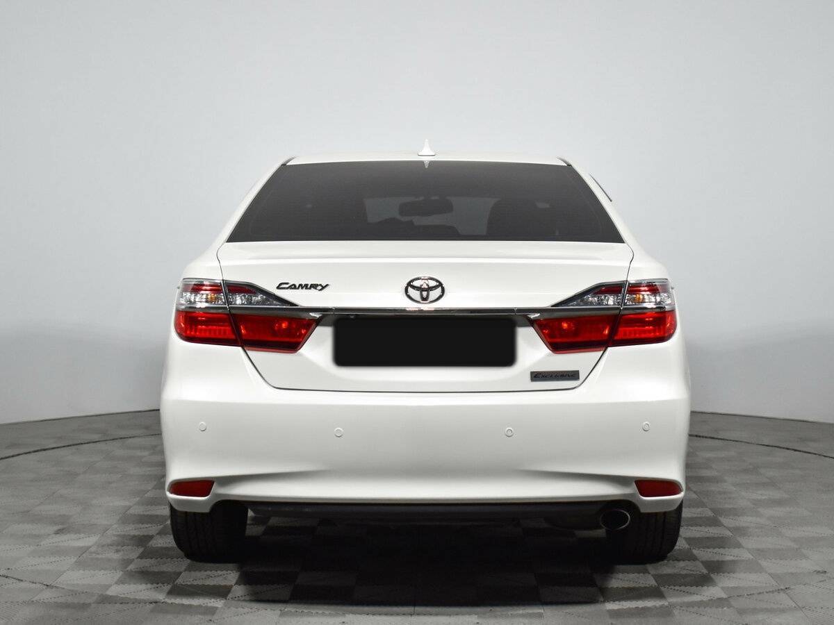 Toyota Camry 2018 года с пробегом. Фото: #5