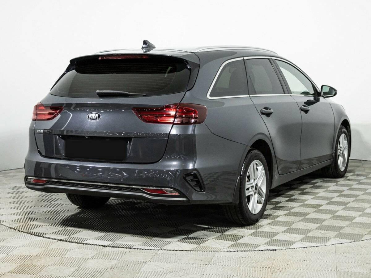 Kia Ceed 2021 года с пробегом. Фото: #4