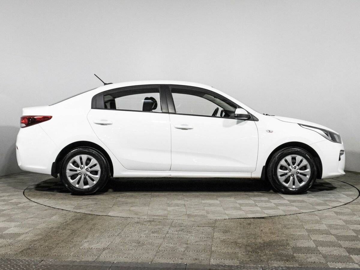 Kia Rio 2018 года с пробегом. Фото: #3