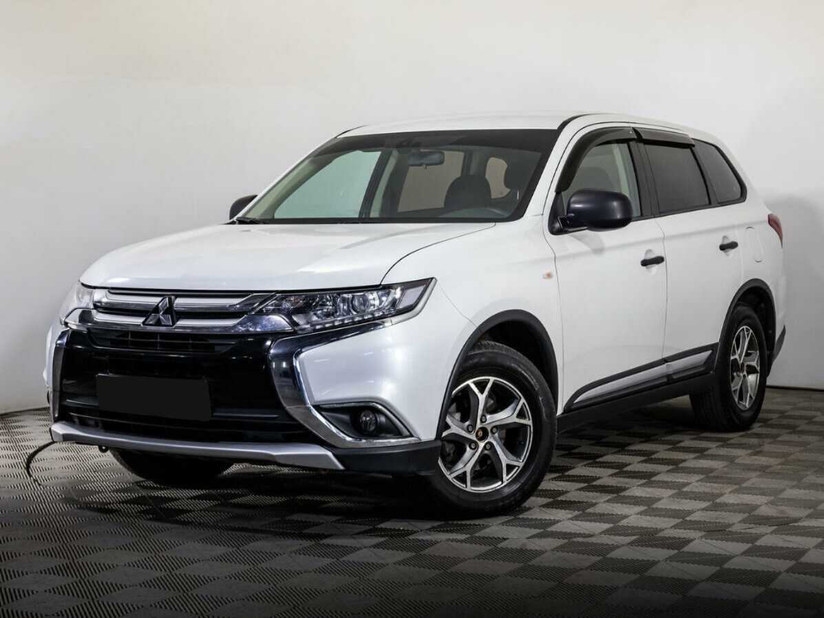 Mitsubishi Outlander 2018 года с пробегом. Фото: #0