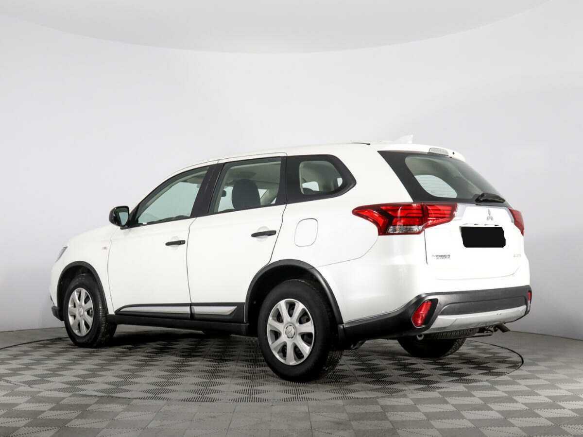 Mitsubishi Outlander 2018 года с пробегом. Фото: #6