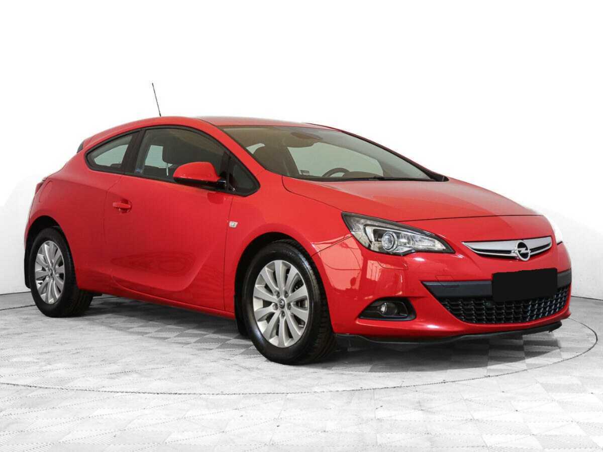 Opel Astra 2012 года с пробегом. Фото: #1