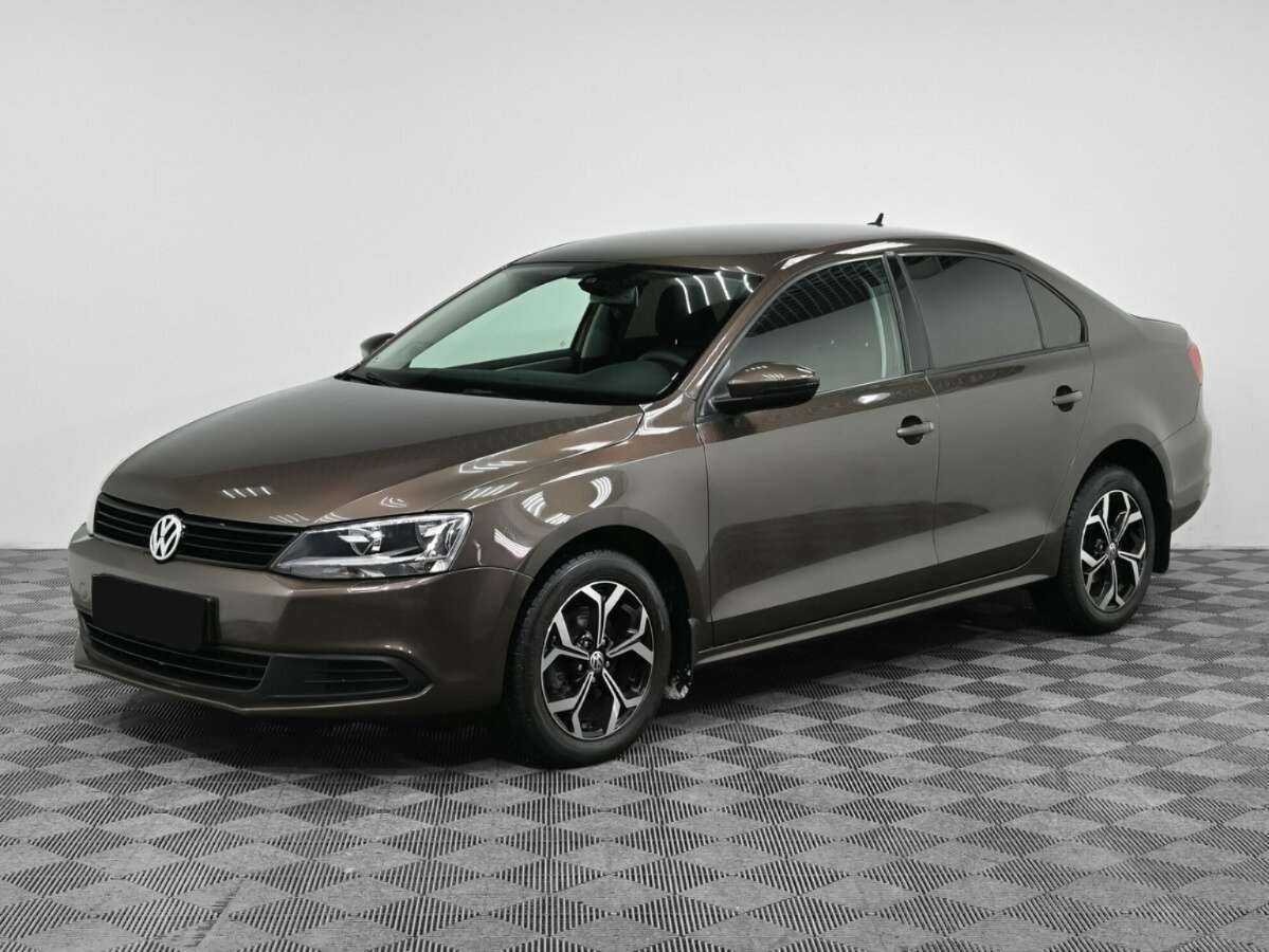 Volkswagen Jetta 2013 года с пробегом. Посмотреть фото