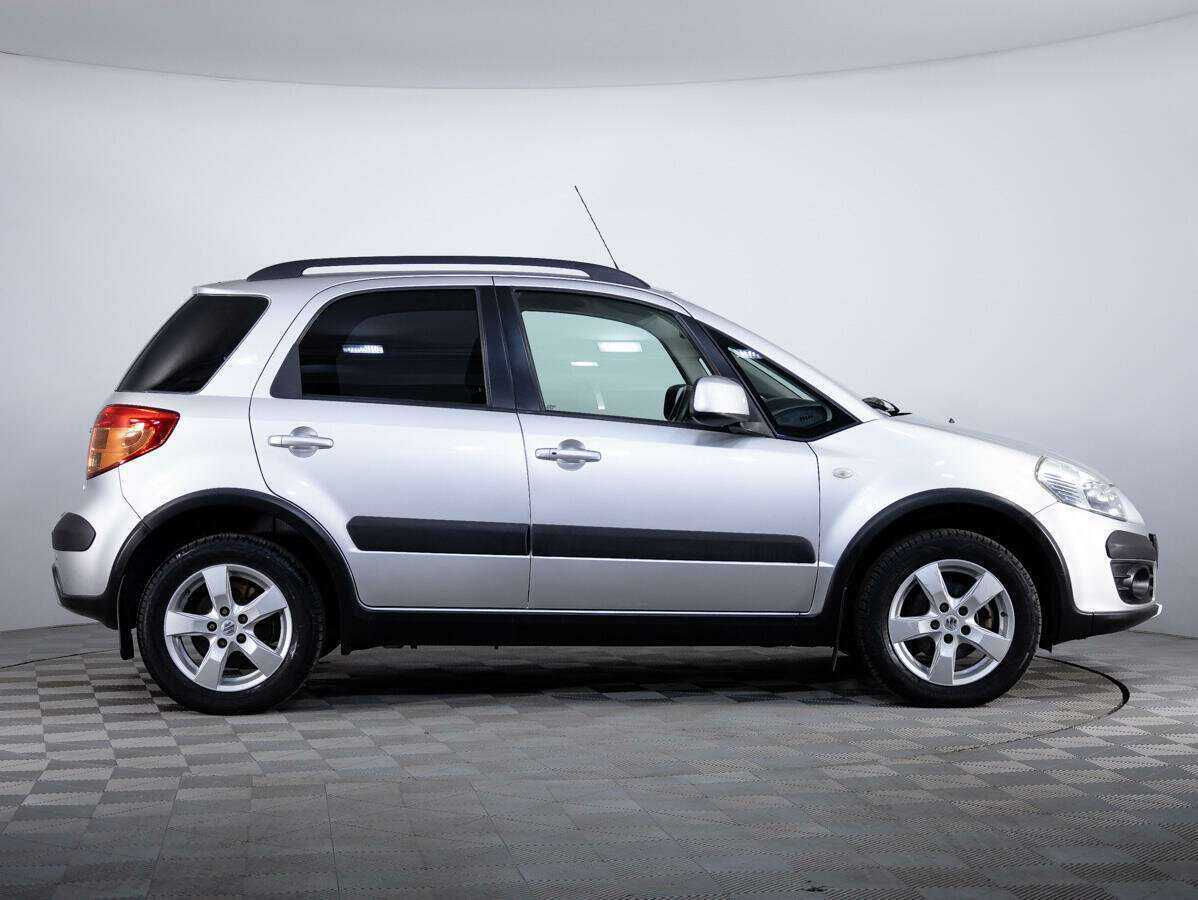 Suzuki SX4 2012 года с пробегом. Фото: #2