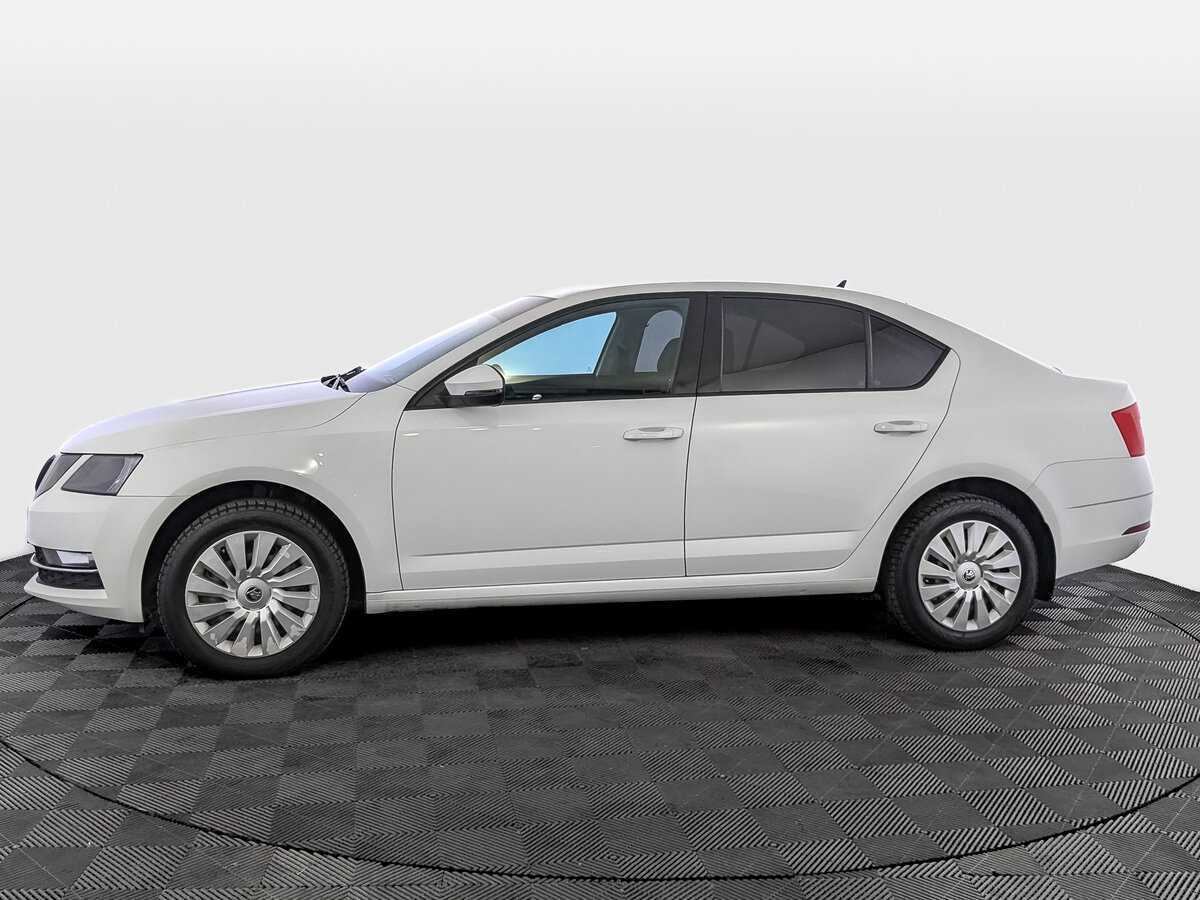 Skoda Octavia 2019 года с пробегом. Фото: #7