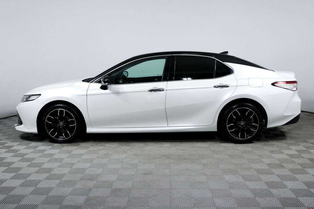 Toyota Camry 2020 года с пробегом. Фото: #7
