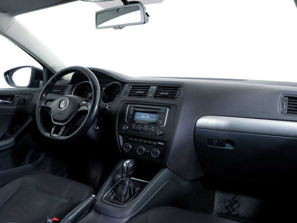 Volkswagen Jetta 2015 года с пробегом. Фото: #8