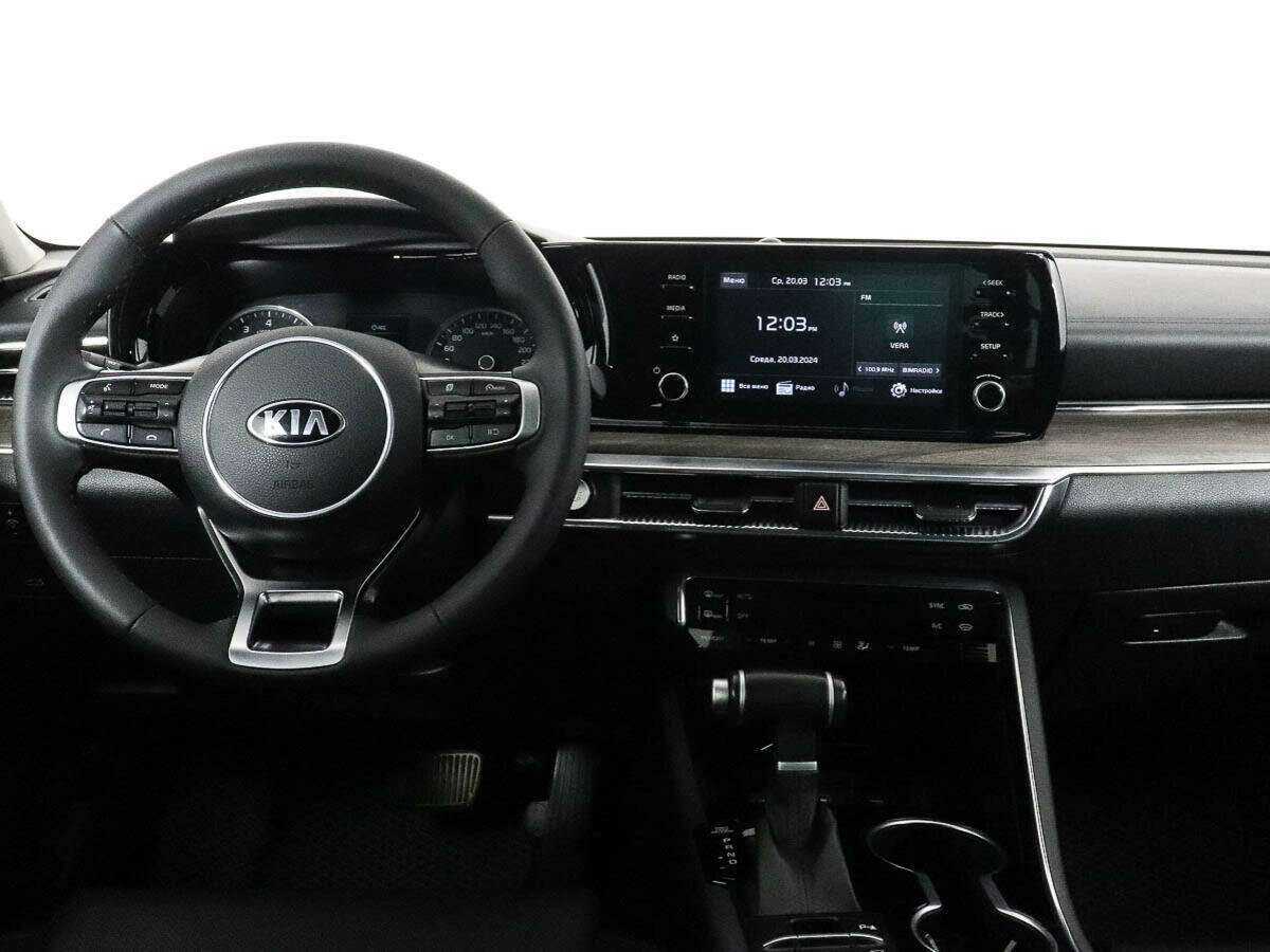 Kia K5 2021 года с пробегом. Фото: #9
