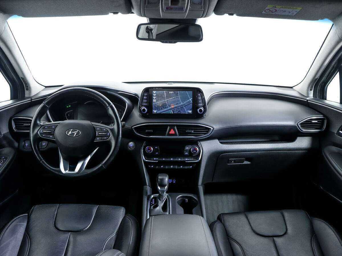 Hyundai Santa Fe 2018 года с пробегом. Фото: #9
