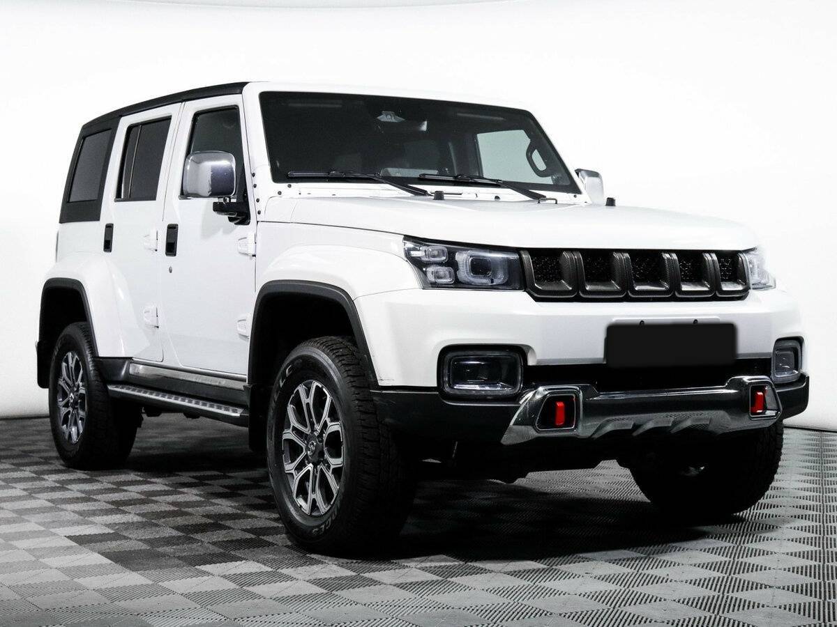 BAIC BJ40 2023 года с пробегом. Фото: #2