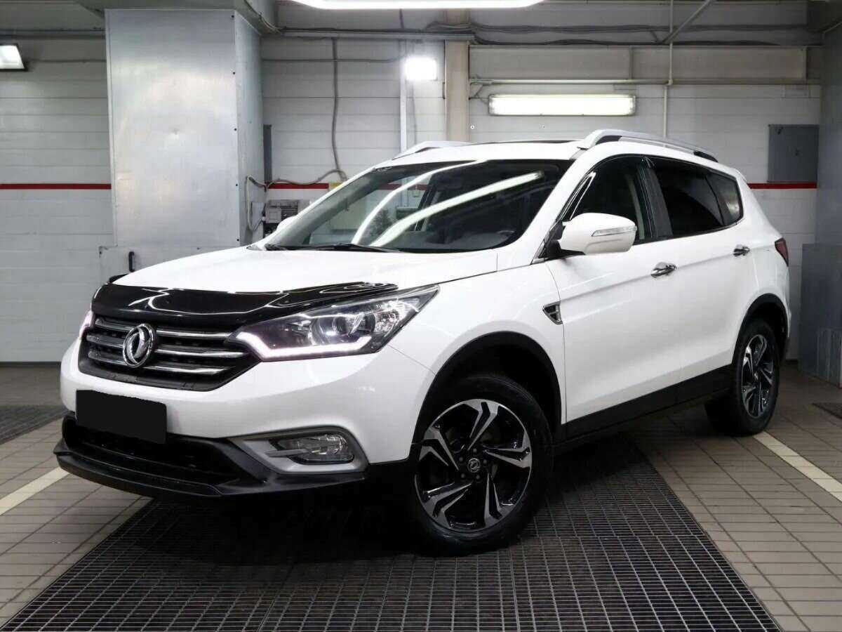 Dongfeng AX7 2017 года с пробегом. Посмотреть фото
