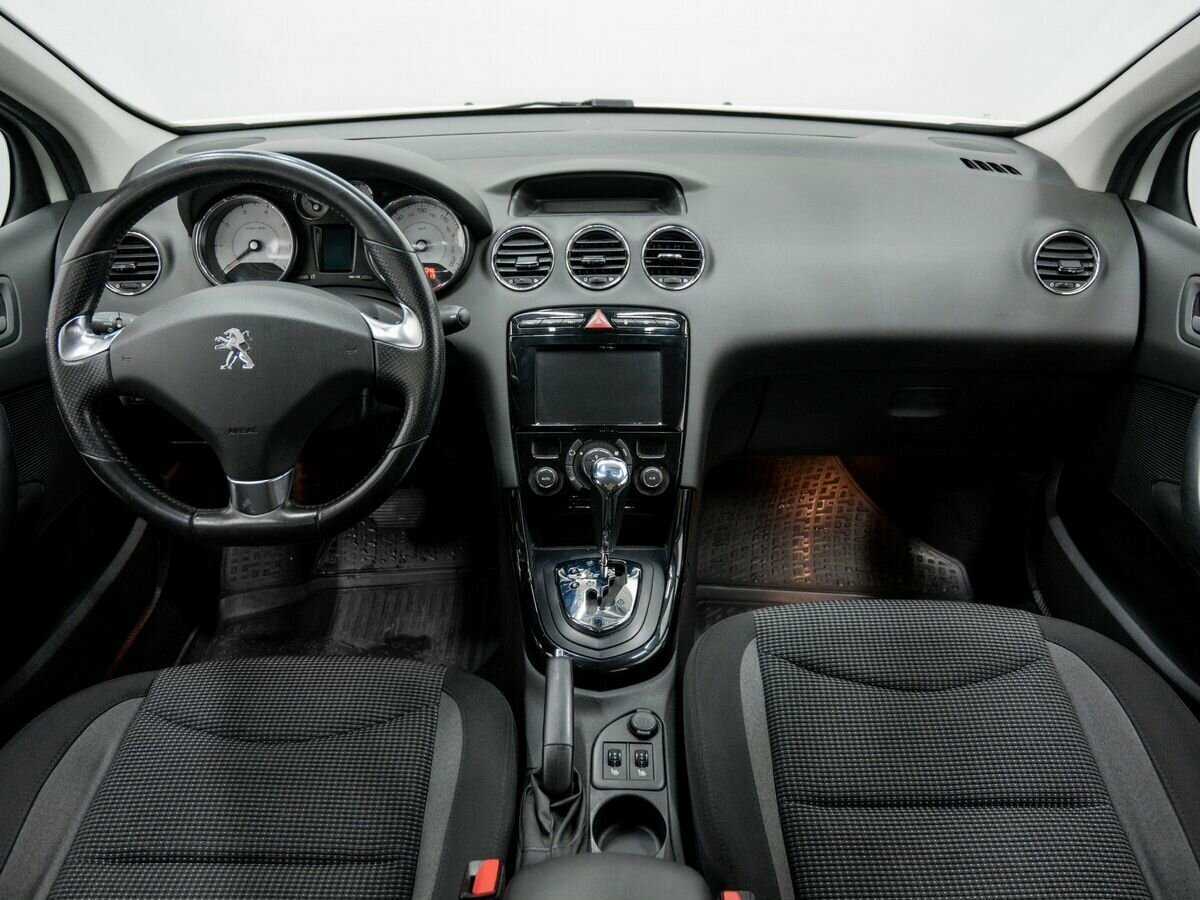 Peugeot 408 2017 года с пробегом. Фото: #9