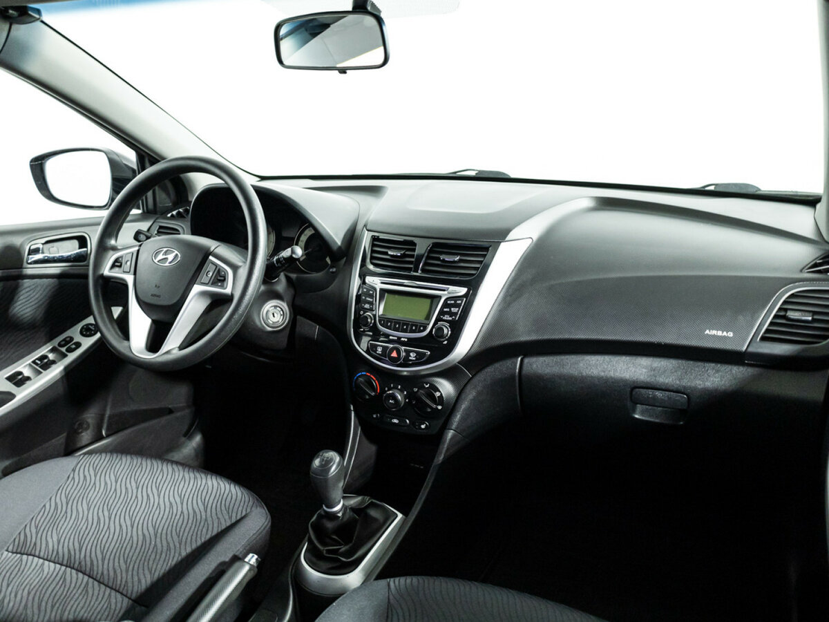 Hyundai Solaris 2012 года с пробегом. Фото: #8