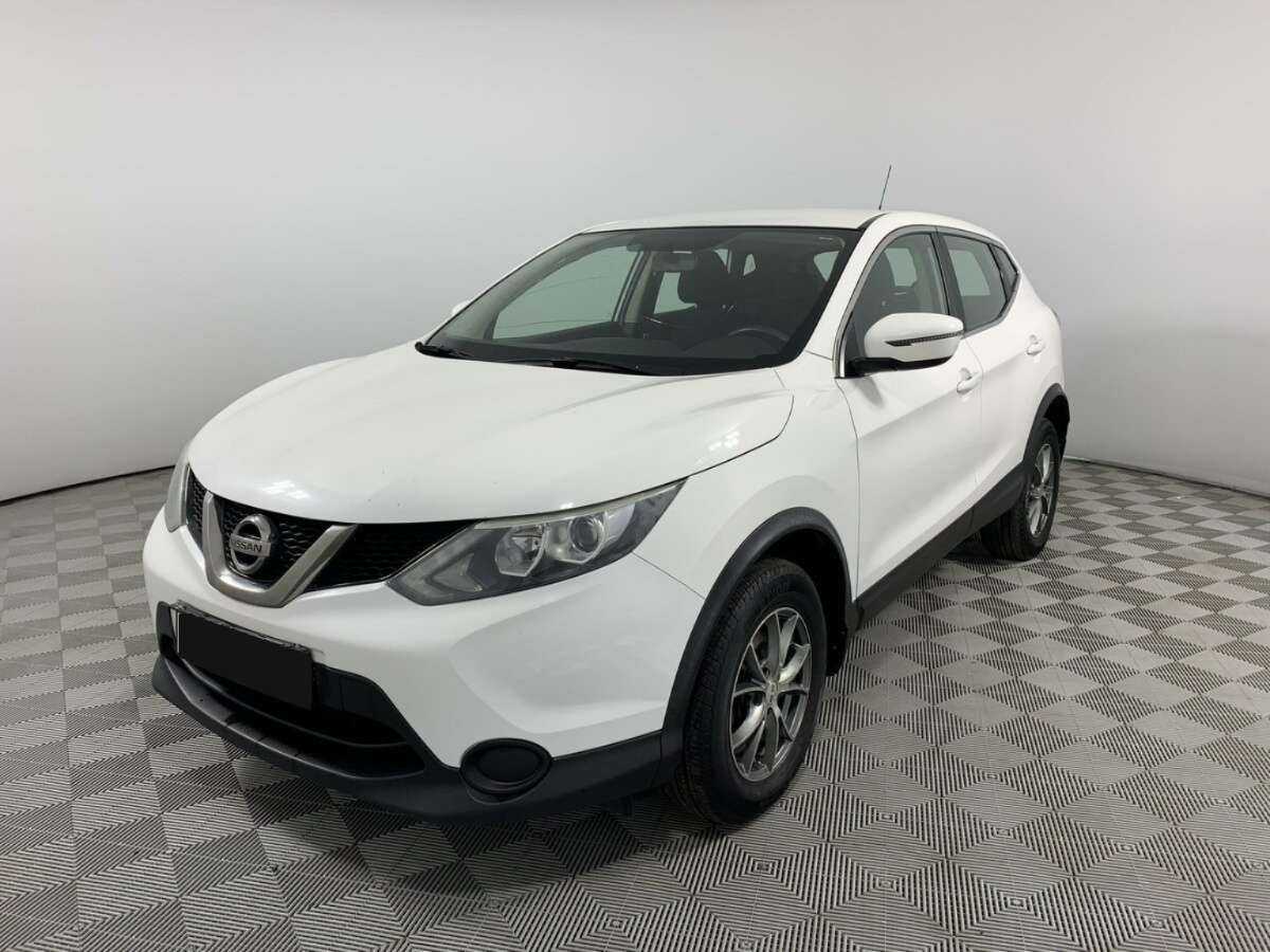Nissan Qashqai 2015 года с пробегом. Посмотреть фото