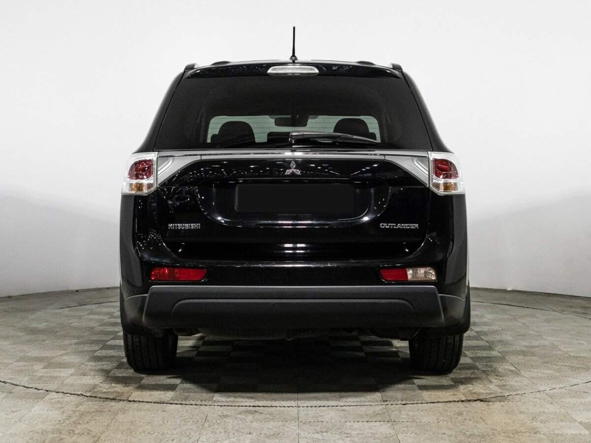 Mitsubishi Outlander 2013 года с пробегом. Фото: #5