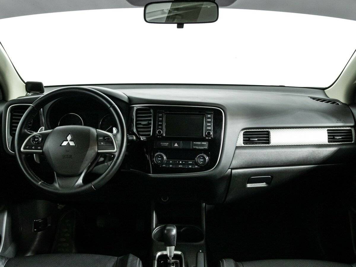 Mitsubishi Outlander 2013 года с пробегом. Фото: #12