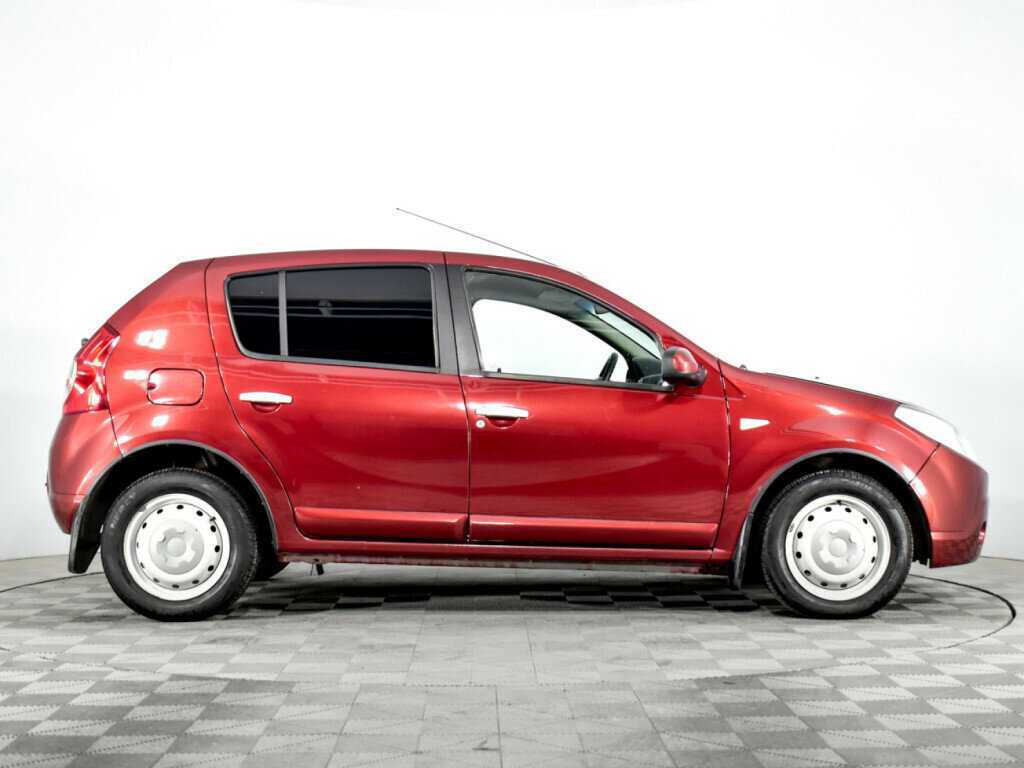Renault Sandero 2012 года с пробегом. Фото: #3