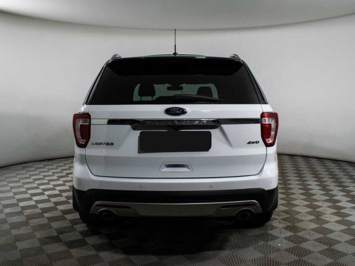 Ford Explorer 2016 года с пробегом. Фото: #5