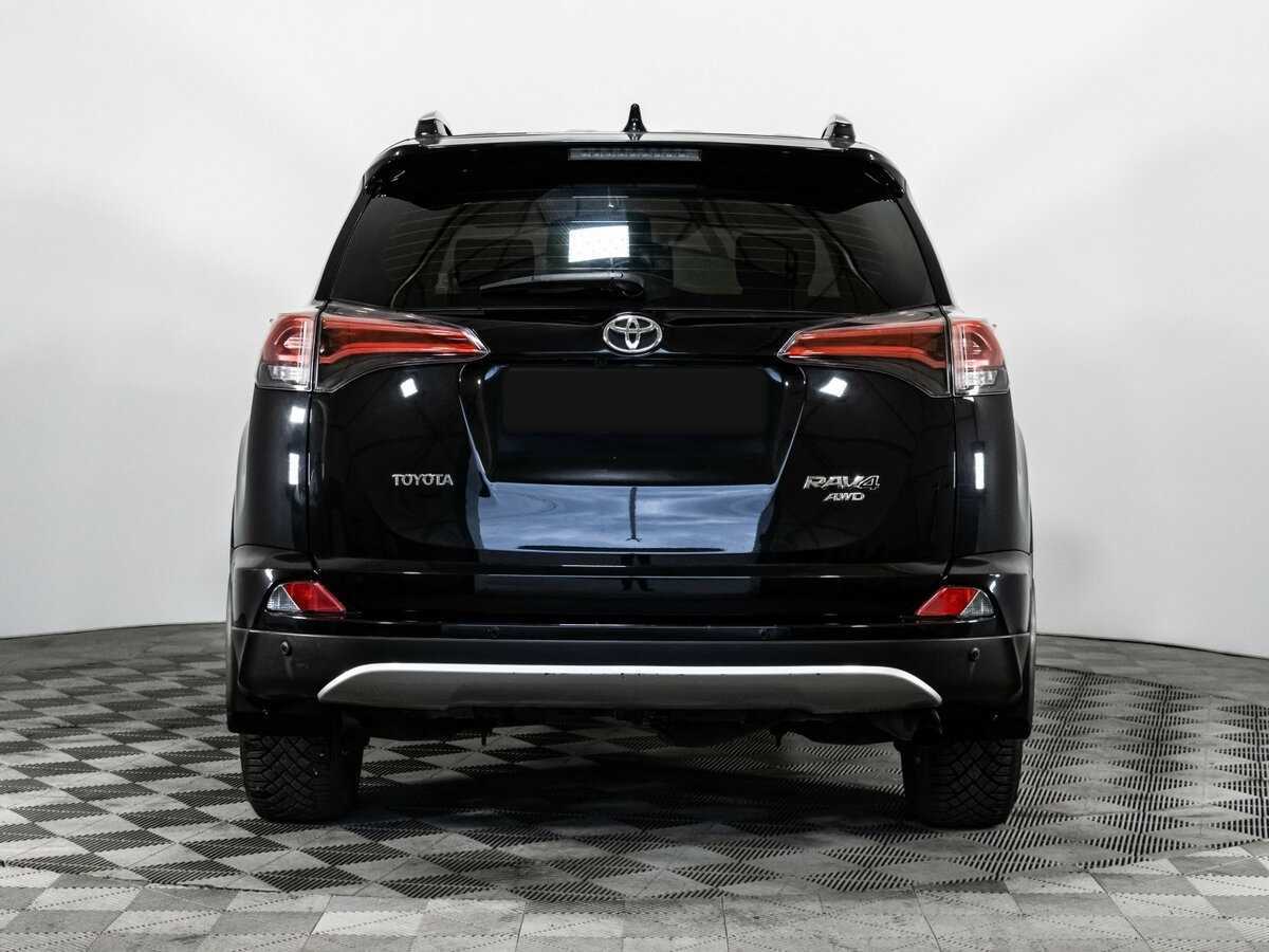 Toyota RAV4 2015 года с пробегом. Фото: #4