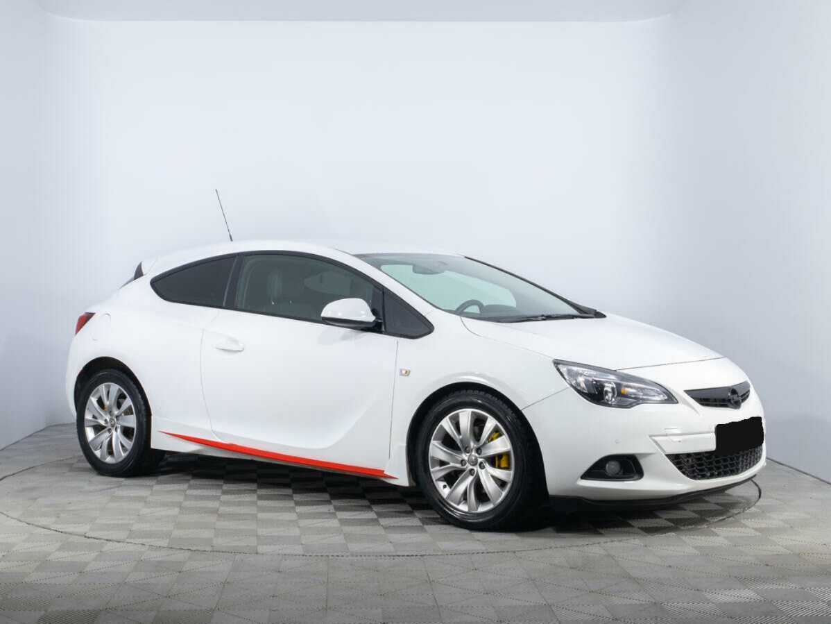 Opel Astra 2014 года с пробегом. Фото: #2
