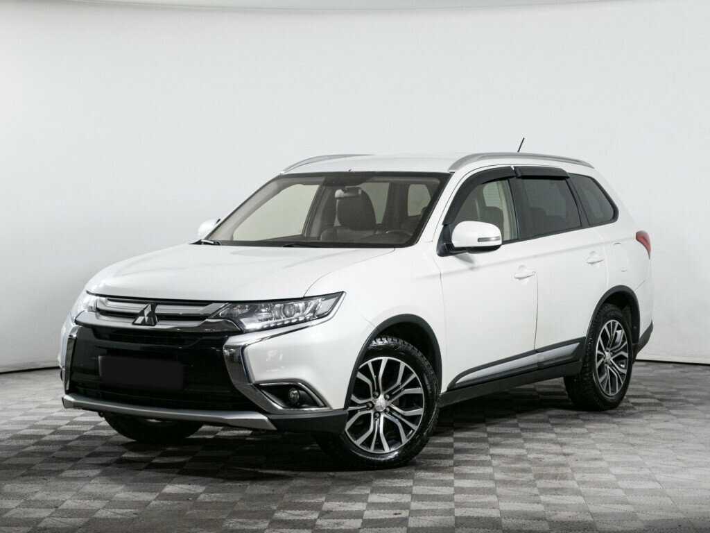 Mitsubishi Outlander 2015 года с пробегом. Посмотреть фото