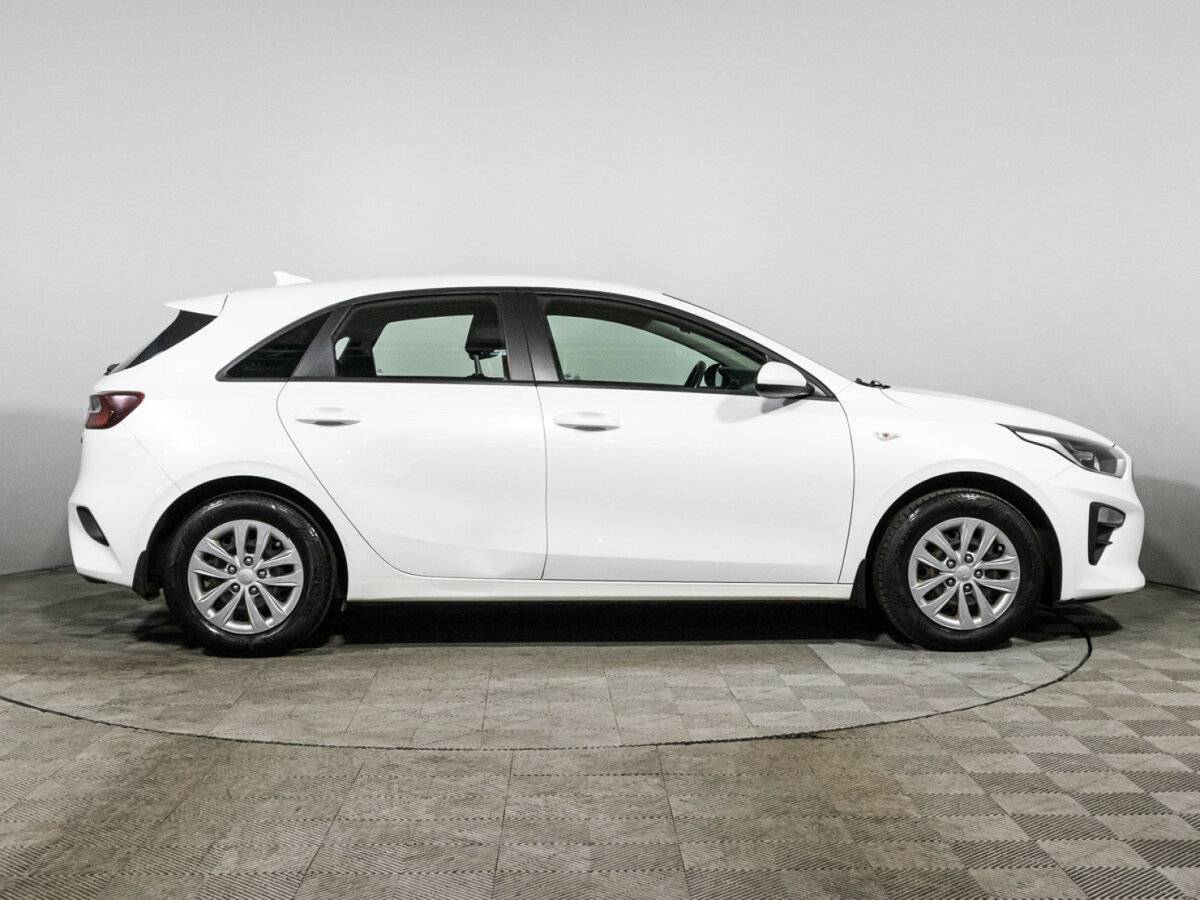 Kia Ceed 2019 года с пробегом. Фото: #3