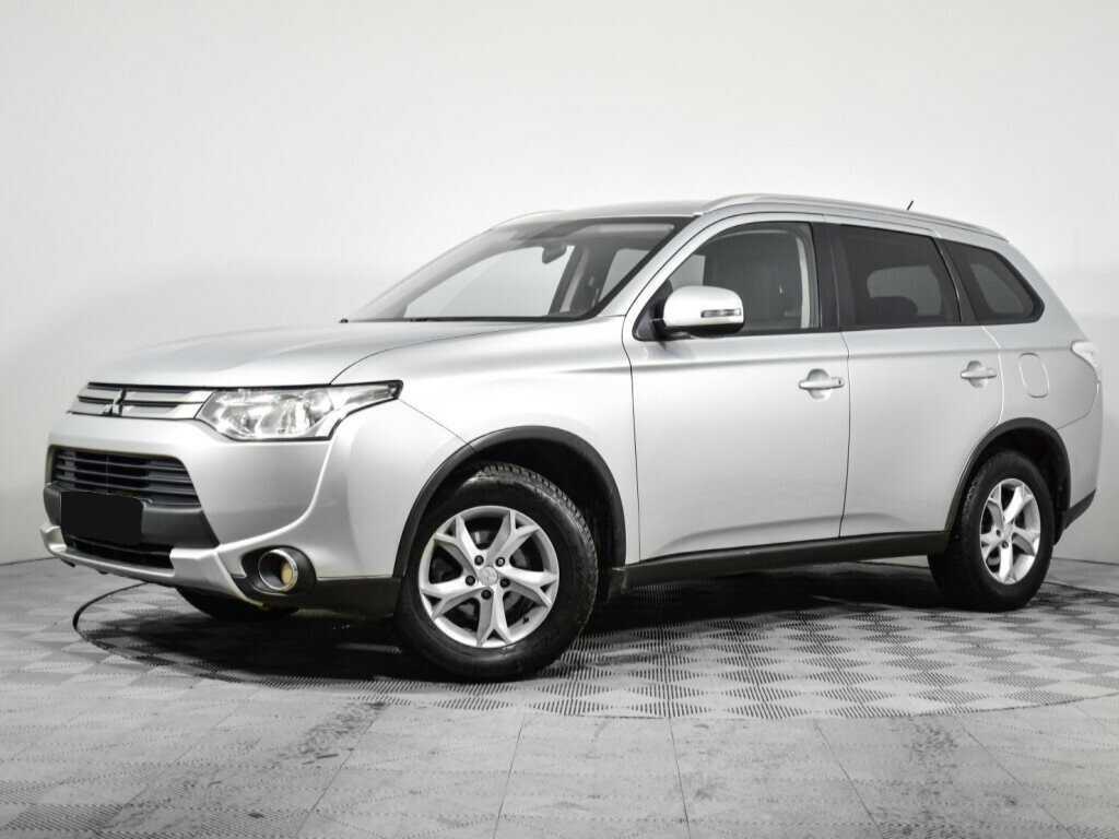 Mitsubishi Outlander 2014 года с пробегом. Посмотреть фото