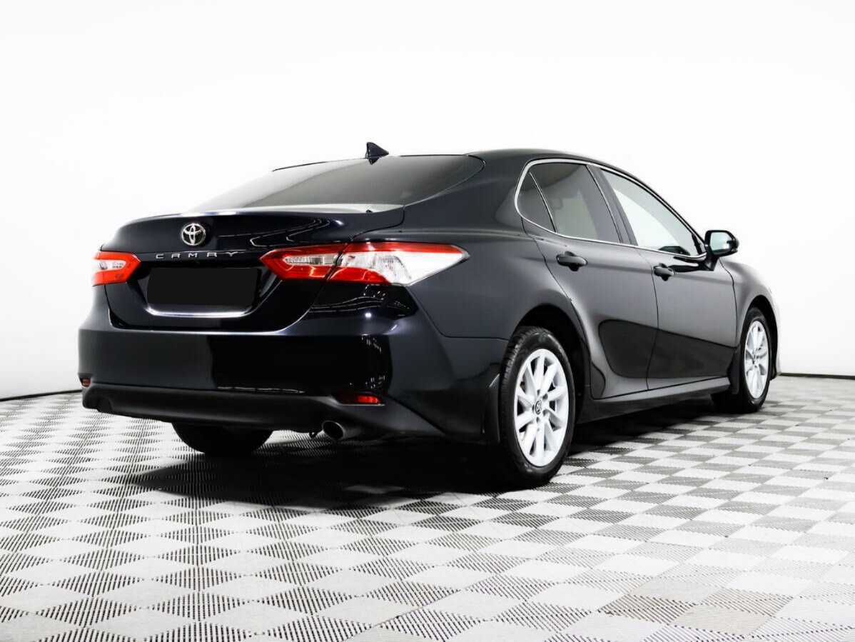 Toyota Camry 2019 года с пробегом. Фото: #4