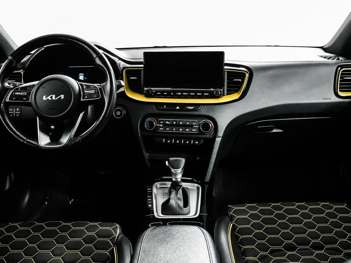Kia XCeed 2021 года с пробегом. Фото: #10
