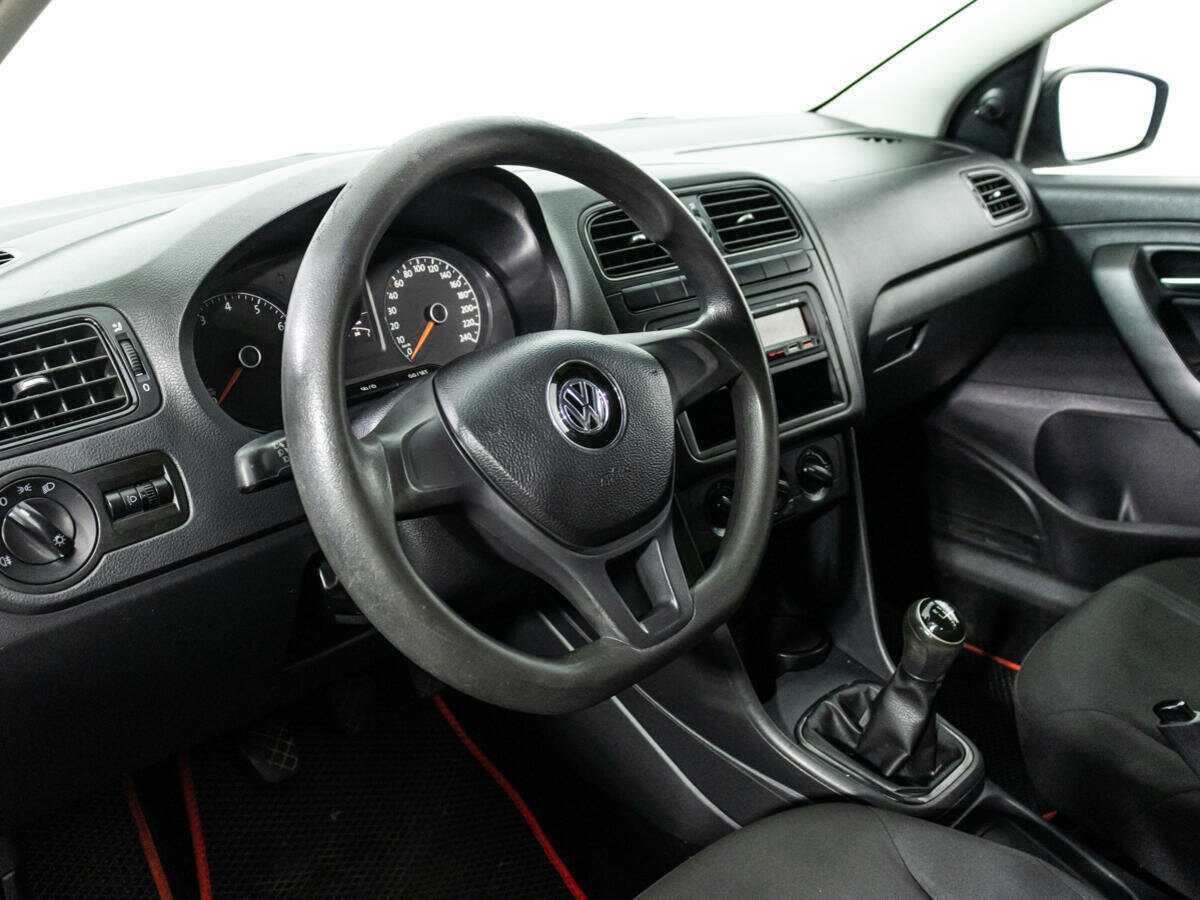 Volkswagen Polo 2017 года с пробегом. Фото: #8