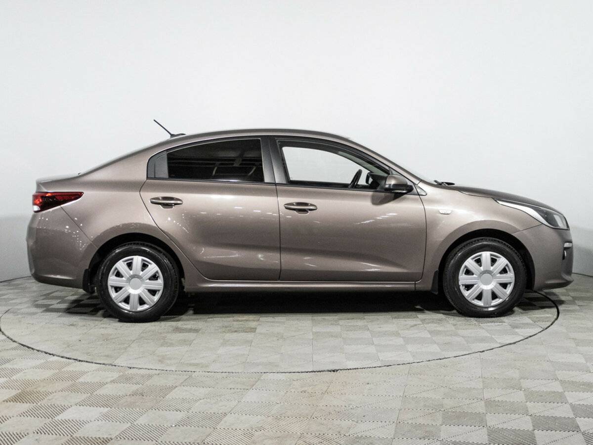 Kia Rio 2018 года с пробегом. Фото: #3