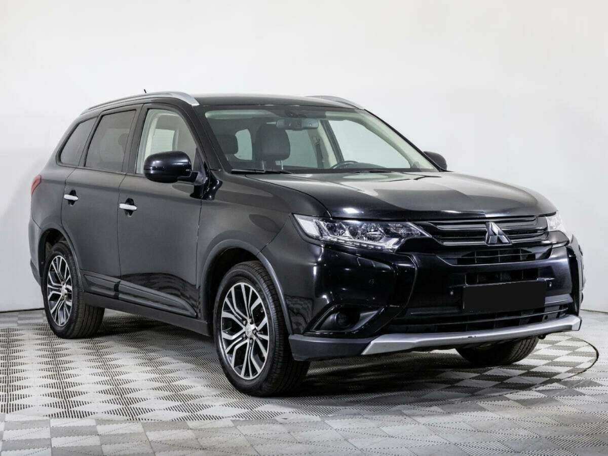 Mitsubishi Outlander 2016 года с пробегом. Фото: #2