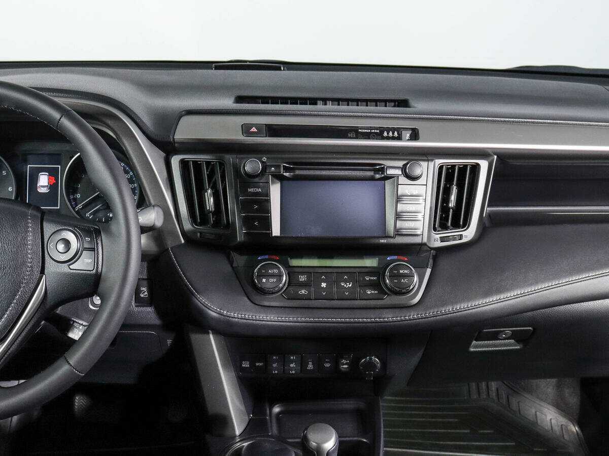 Toyota RAV4 2015 года с пробегом. Фото: #12