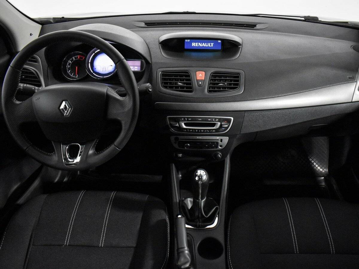 Renault Fluence 2013 года с пробегом. Фото: #13