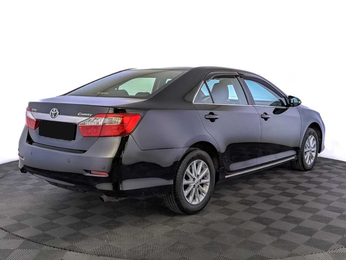 Toyota Camry 2014 года с пробегом. Фото: #4