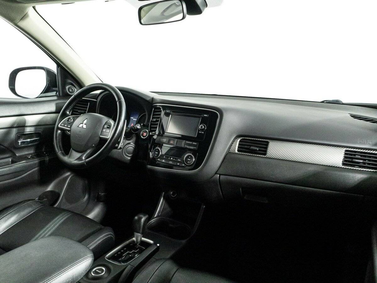 Mitsubishi Outlander 2013 года с пробегом. Фото: #8
