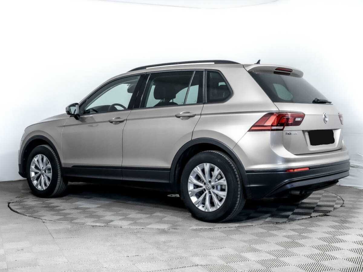 Volkswagen Tiguan 2018 года с пробегом. Фото: #4